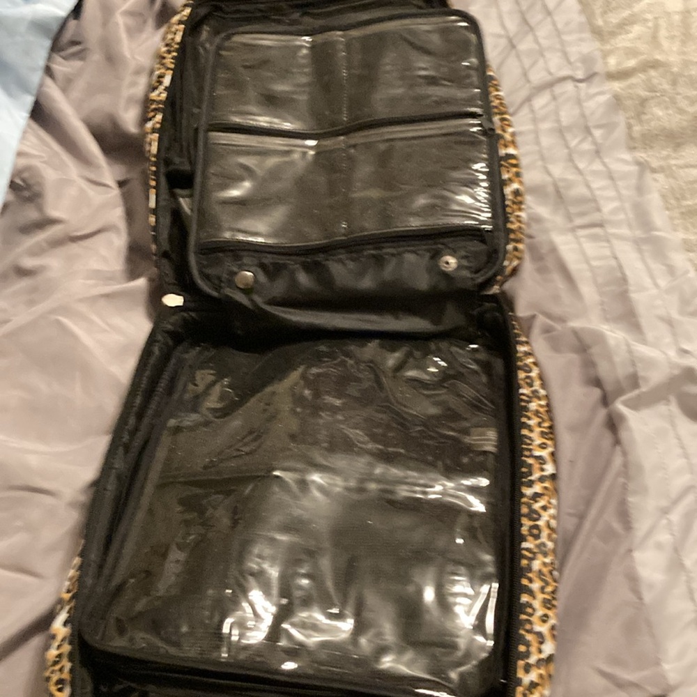 Travel medium size case - Picture 2 of 2